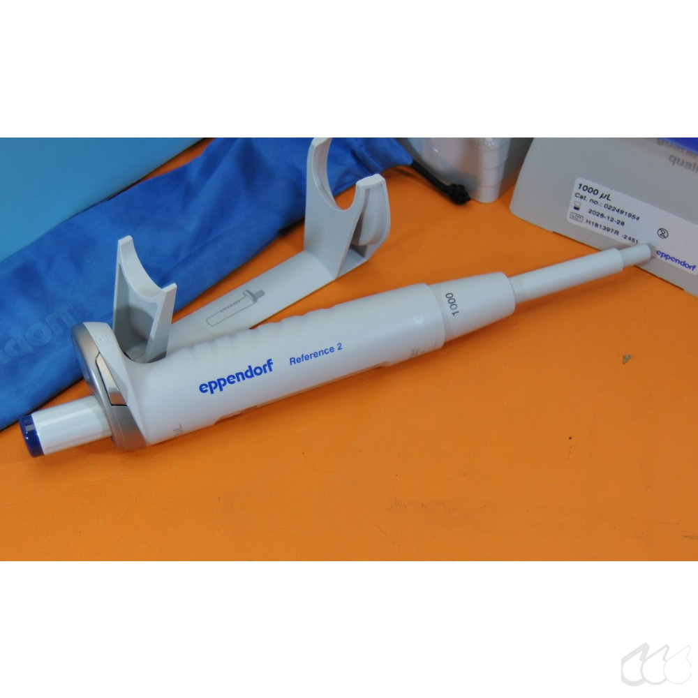 unbenutzte Kolbenhubpipette Eppendorf Reference 2...