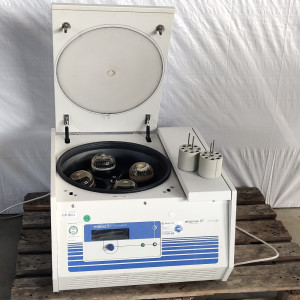gebrauchte Kühlzentrifuge Sigma 4K15 15.000 U/min mit Rotor 11150 (4x500mL)