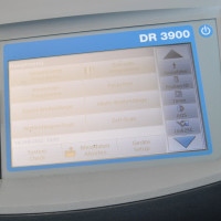 gebrauchtes Spektrophotometer Hach Lange DR 3900 RFID Touchscreen RFID