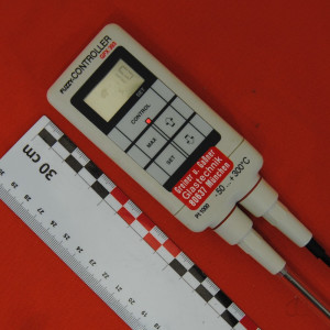 gebrauchtes elektronisches Kontaktthermometer ebro GFX 393 PT1000