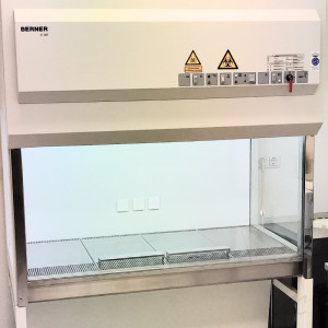 gebrauchte Sterilwerkbank Kl. 2 Berner H130 Zytostatika-Werkbank