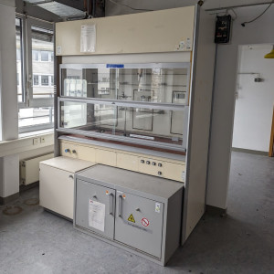 gebrauchter Laborabzug Waldner mc6 TA 1800 x 900