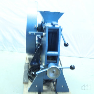 gebrauchter Backenbrecher Retsch BB-1 Backenmühle