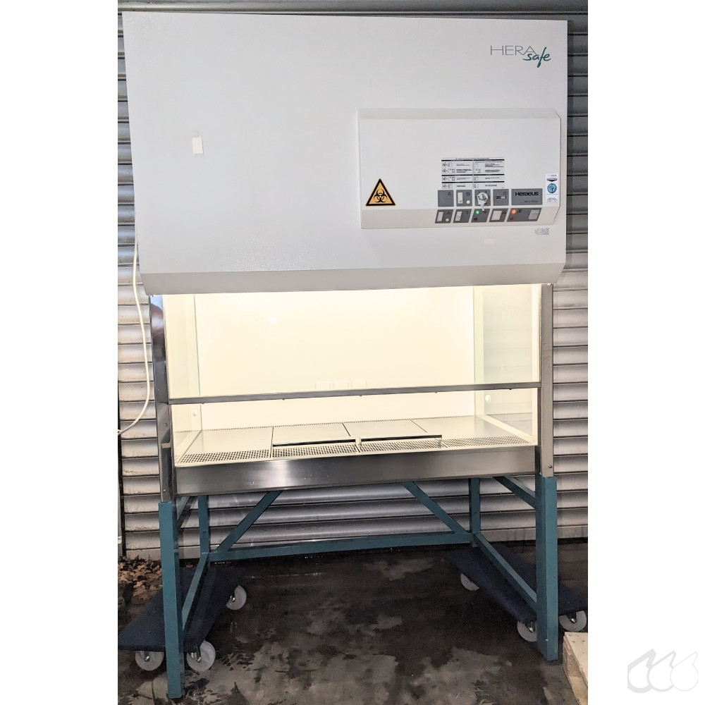 Klasse II Sicherheitswerkbank Laminar Flow HERAEUS HS 12...