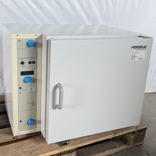 gebrauchter mikrobiologischer Brutschrank bis 70°C, Heraeus B6060 57 Liter