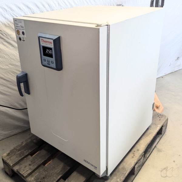 gebrauchter Wärmeschrank bis 250°C Thermo Scientific HeraTherm OMS180