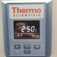 gebrauchter Wärmeschrank bis 250°C Thermo Scientific HeraTherm OMS180