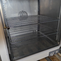 gebrauchter  Umluft-Brutschrank Thermo Heraeus UB20 Function Line  bis 70°C, 210 Liter