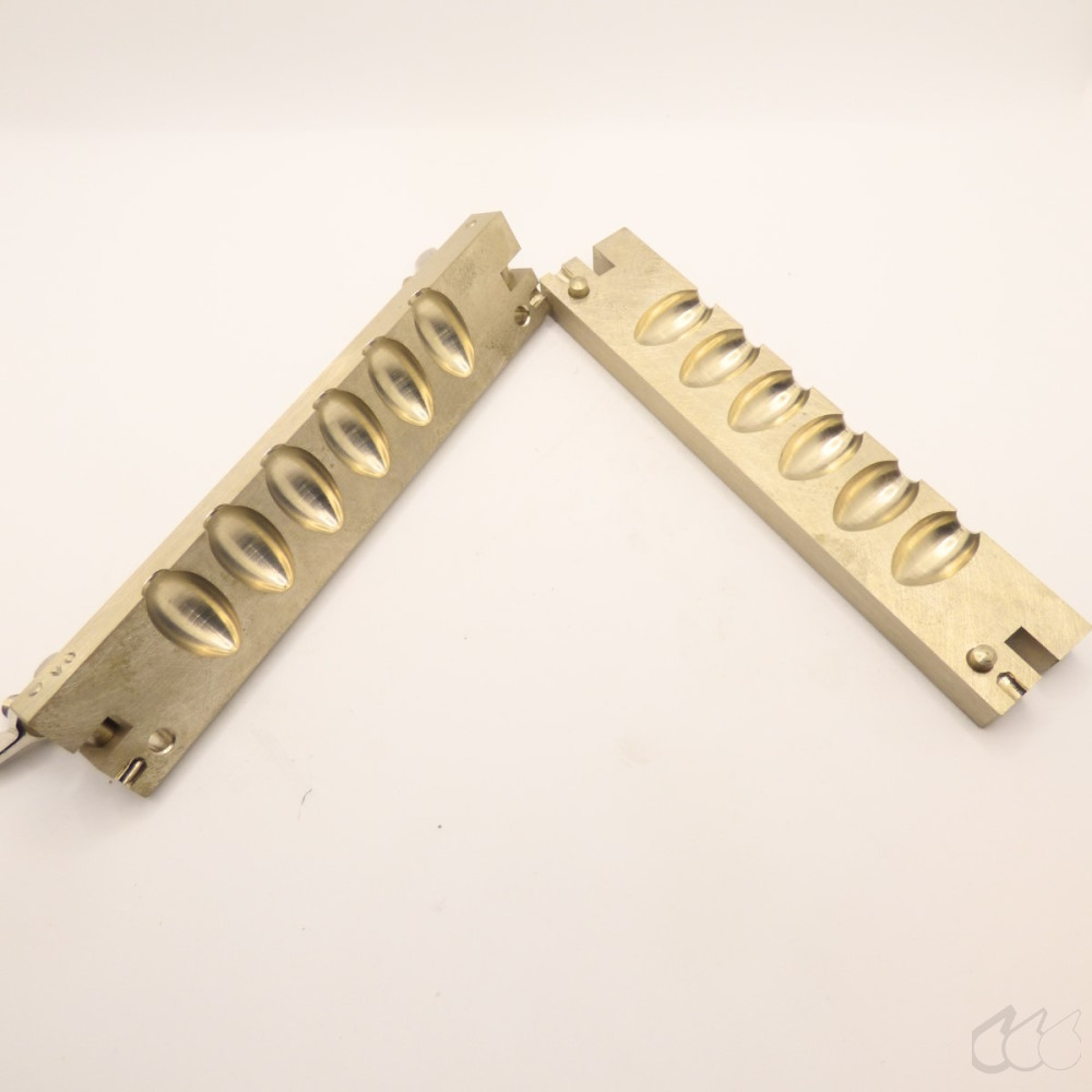 gebrauchte Suppositorien-Giessform 6x3g...