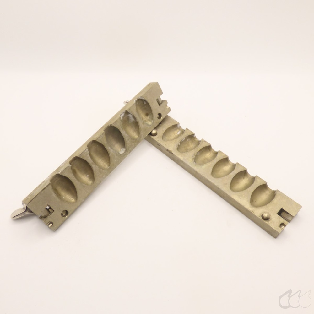 gebrauchte Suppositorien-Giessform 6x3g...