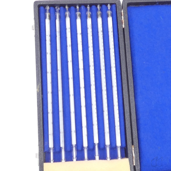 gebrauchter Thermometersatz aus Apotheke, eichfähig, Anschützthermometer 0...360°C (07)
