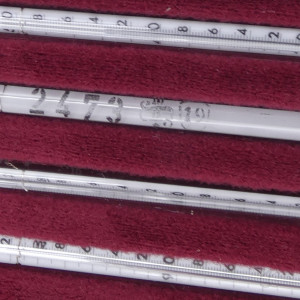 gebrauchter Thermometersatz aus Apotheke, eichfähig, Anschützthermometer 0...360°C (15)