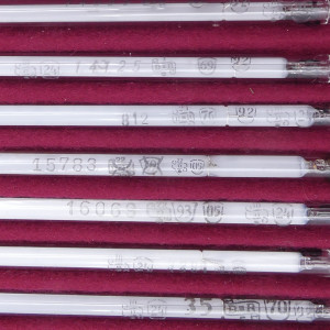 gebrauchter Thermometersatz aus Apotheke, eichfähig, Anschützthermometer 0...360°C (53)