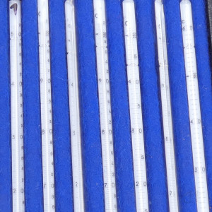 gebrauchter Thermometersatz aus Apotheke, eichfähig, Anschützthermometer 0...360°C (56)