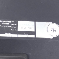 gebrauchtes Kalibriergewicht 2000g  Klasse F2 Sartorius eichfähig (64)