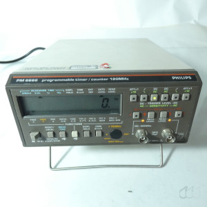gebrauchter Philips Universal Frequenzzähler PM 6666  bis 1,1 GHz mit GPIB