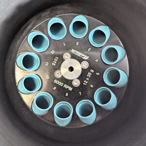 gebrauchte Kühlzentrifuge Hettich MIKRO 22R Typ 1110