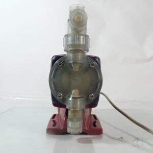 gebrauchte Membran-Dosierpumpe iwaki metering pump EW-G45VC