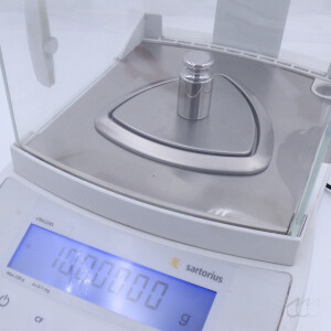 gebrauchte Analysenwaage Sartorius CPA224S 220g 0,1mg