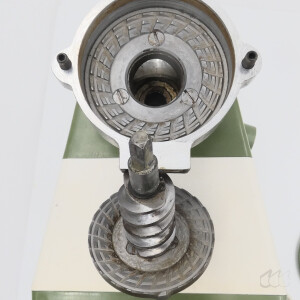 gebrauchte Leinsamenmühle EXAKT, Schrotmühle, Apothekermühle