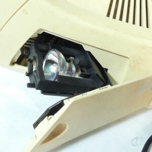 gebrauchte Kaltlichtquelle Schott KL 200 mit Lichtleiter