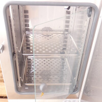 gebrauchter Umluft-Brutschrank Thermo HeraTherm IMH60  bis 105°C, 66 Liter