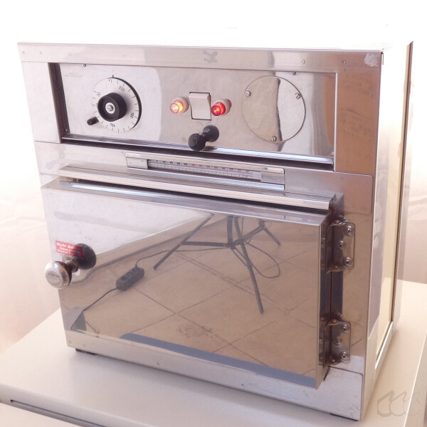 gebrauchter Wärmeschrank Memmert TV25u  bis 220°C, 13  Liter
