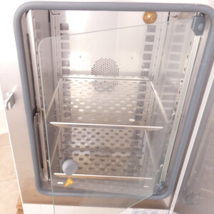 gebrauchter Umluft-Brutschrank Thermo HeraTherm IMH60  bis 105°C, 66 Liter