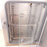 gebrauchter Umluft-Brutschrank Thermo HeraTherm IMH60  bis 105°C, 66 Liter
