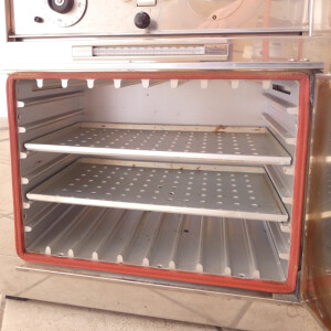 gebrauchter Wärmeschrank, 220°C,  Memmert Tv10u (Sterilisator)