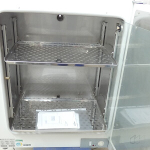 gebrauchter Brutschrank Thermo Heraeus B12 Function Line  bis 70°C, 131 Liter