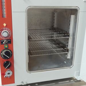 gebrauchter Wärmeschrank bis 250°C Heraeus ST5028 Heißluft-Sterilisator