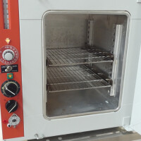 gebrauchter Wärmeschrank bis 250°C Heraeus ST5028 Heißluft-Sterilisator