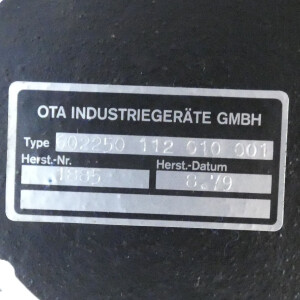 gebrauchtes Feinmess-Manometer 0...25 bar mit Schalteinrichtung OTA VDO