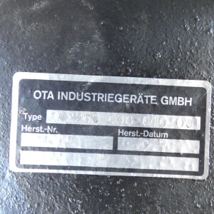 gebrauchtes Feinmess-Manometer 0...400 bar mit Schalteinrichtung OTA VDO