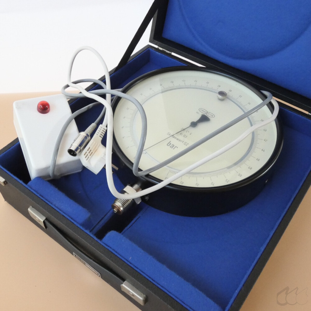 gebrauchtes Feinmess-Manometer 0...60 bar mit...