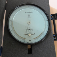 gebrauchtes Feinmess-Manometer 0...40 bar VDO