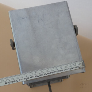 gebrauchte Labor-Hebebühne Höhe bis 27 cm