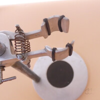 gebrauchtes Labor-Stativ klein 25 cm - mit Reagenzglas-Klemme