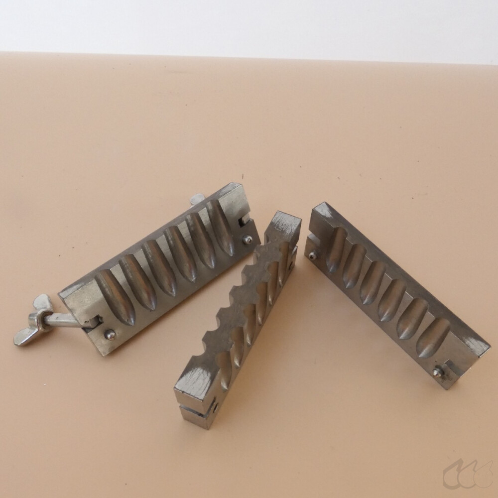 gebrauchte Suppositorien-Gie&szlig;form f&uuml;r...