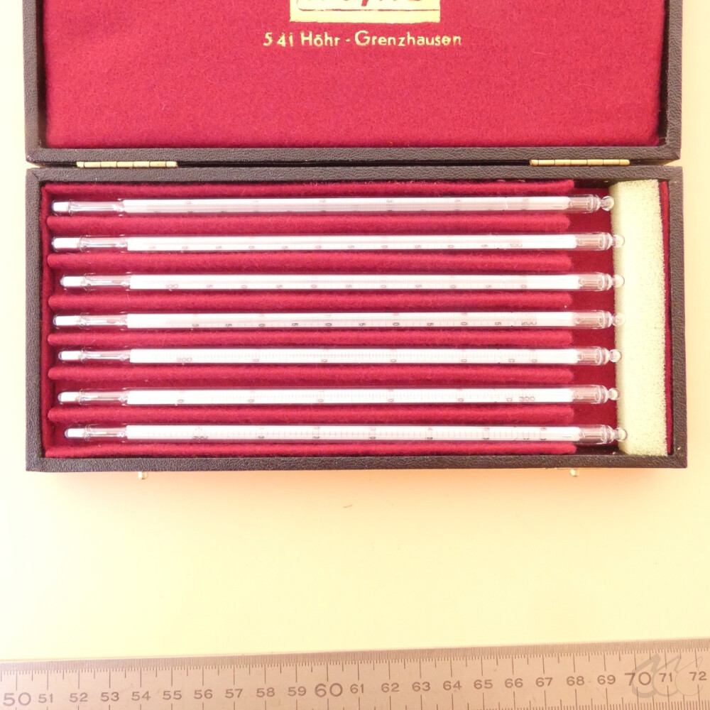 gebrauchter Thermometersatz aus Apotheke,...