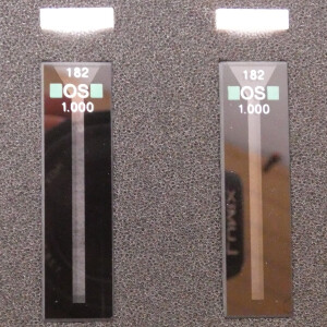 2x gebrauchte Mikroküvette 10 mm Hellma 104.002B-OS