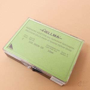2x gebrauchte Mikroküvette 10 mm Hellma 104.002B-OS