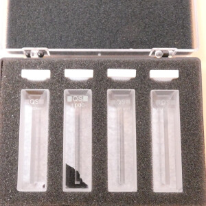 4x gebrauchte Quarzglas-Küvette 10 mm Hellma 104.002-QS
