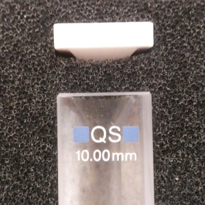 2x gebrauchte Quarzglas-Küvette 10 mm Hellma 104.002-QS