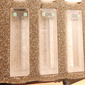 4x gebrauchte Mikroküvette 10 mm Hellma 104-OS