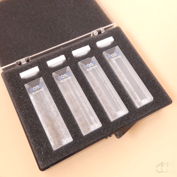 4x gebrauchte Quarzglas-Küvette 10 mm Hellma 104.002-QS