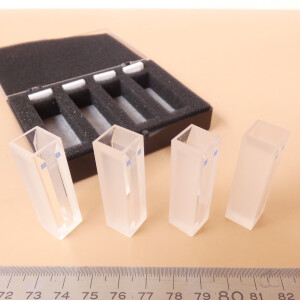 4x gebrauchte Quarzglas-Küvette 10 mm Hellma 104.002-QS