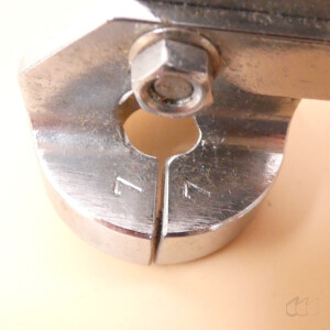 gebrauchte Entbördelzange Decapper ND 20 20 mm