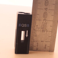 gebrauchte Quarzglas-Durchflussküvette 3 mm Hellma 176.751-QS